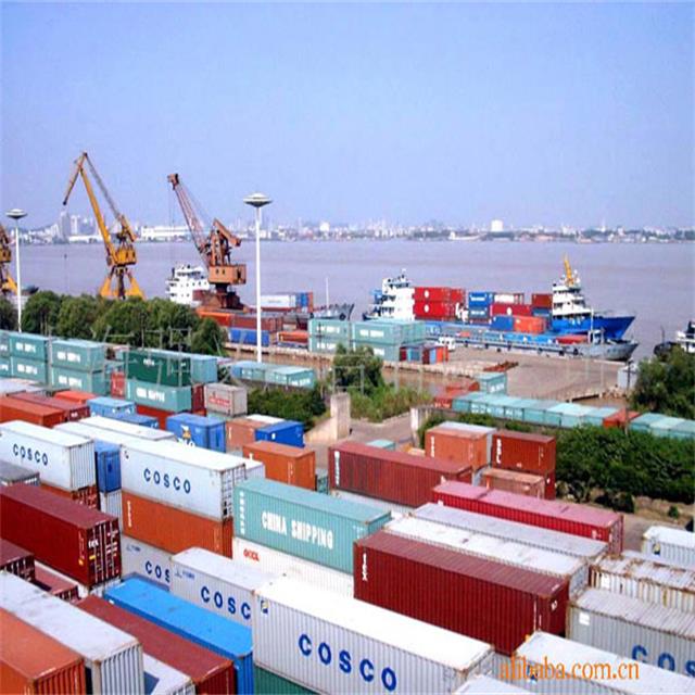 Перевозка товаров и грузов из Китая в Россию